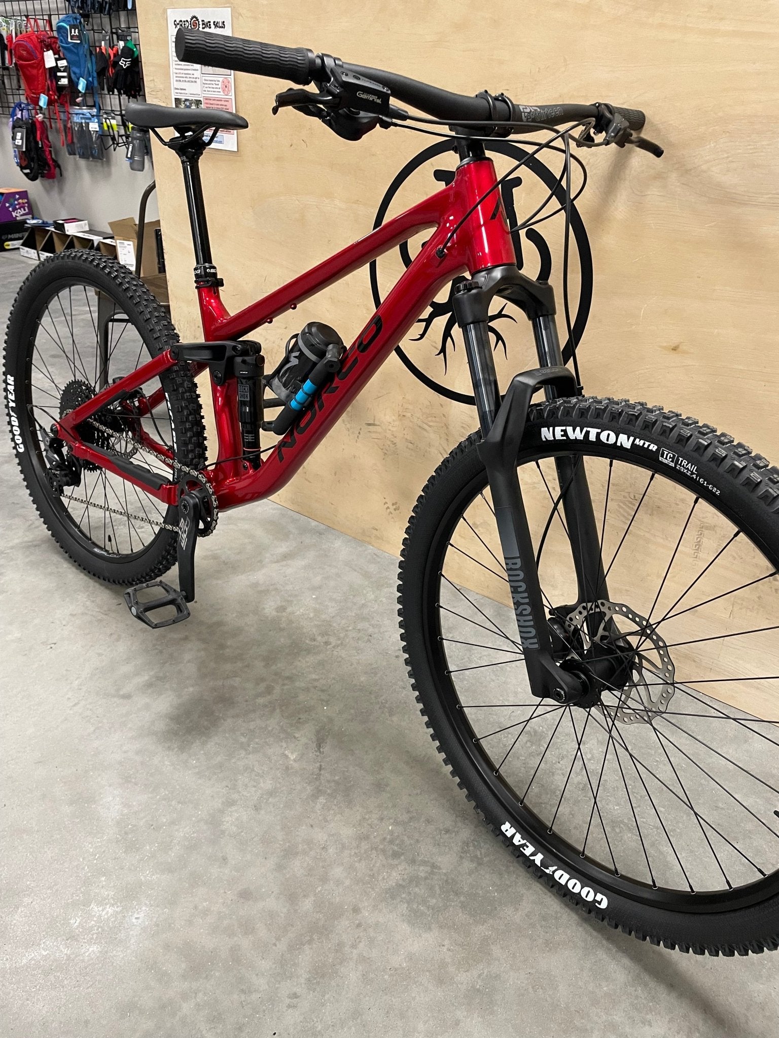 2024 Norco Fluid FS A4 Large Red *Rental* – Biking Roots