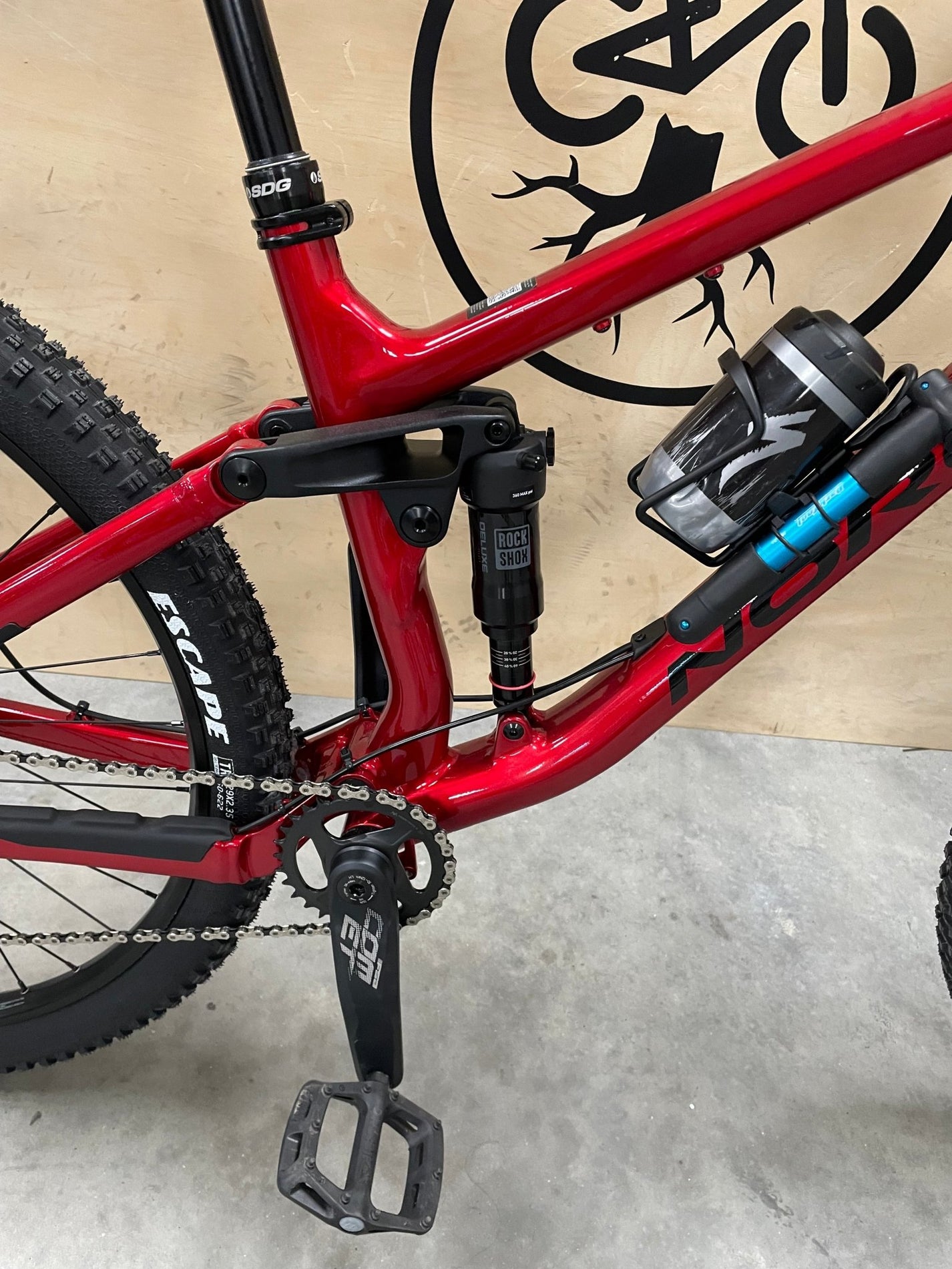 2024 Norco Fluid FS A4 Large Red *Rental* – Biking Roots